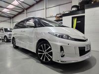 Used Toyota Estima 170 HP (125 kW) 2013 White MPV