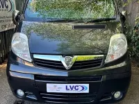 Second-hand Vauxhall Vivaro Sportive 2011 Negru Monovolum