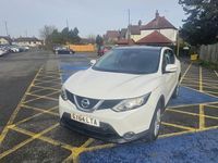 Used Nissan Qashqai Acenta Premium 115 HP (84 kW) 2014 White SUV