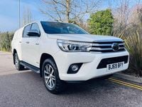 Used Toyota HiLux 150 HP (110 kW) 2019 White Pickup