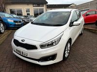 Używany Kia Ceed 134 KM (98 kW) 2016 Biały Hatchback