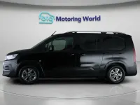 Used Peugeot e-Rifter Allure Premium 100 kW (136 HP) 2022 Black MPV