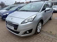 Second-hand Peugeot 5008 Active 120 CP (88 kW) 2016 Argintiu Monovolum