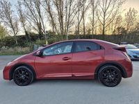 Used Honda Civic Sport 120 HP (88 kW) 2015 Red Hatchback