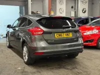 Used Ford Focus Zetec 125 HP (91 kW) 2017 Grey Hatchback