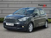 Usado Ford Ka Plus Zetec 84 CV (61 kW) 2017 Negro Utilitario