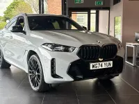 Usado BMW X6 M Sport 352 CV (258 kW) 2024 Gris SUV
