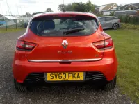 Used Renault Clio Dynamique 90 HP (66 kW) 2013 Red Hatchback