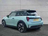 Used Mini Cooper S Hatch 201 HP (147 kW) 2024 Green Hatchback