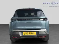 Used Peugeot 5008 GT 134 HP (98 kW) 2025 Blue SUV