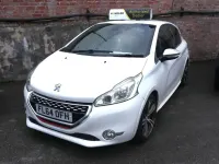 Gebraucht Peugeot 208 GTi 200 PS (147 kW) 2015 Weiß Kleinwagen