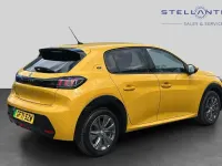 Used Peugeot e-208 Allure Premium 98 kW (134 HP) 2021 Yellow Hatchback