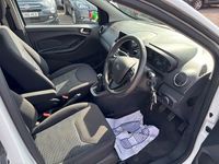 Used Ford Ka Plus Zetec 70 HP (51 kW) 2018 White Hatchback