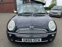 Begagnad Mini ONE 2005 Svart Halvkombi