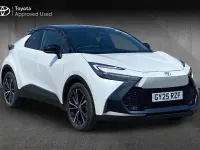 Used Toyota C-HR 138 HP (101 kW) 2025 Platinum white SUV