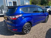 Używany Ford Kuga ST-Line 120 KM (88 kW) 2017 Niebieski SUV
