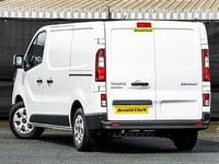 New Renault Trafic 2025 Solid  glacier white MPV