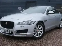 Używany Jaguar XF Prestige 163 KM (119 kW) 2015 Srebrny Sedan/Limuzyna