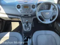 Used Hyundai i10 Premium 87 HP (63 kW) 2018 White Hatchback