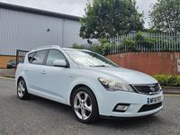 Usado Kia Ceed 2011 Branco Citadino