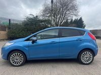 Used Ford Fiesta Titanium 94 HP (69 kW) 2009 Blue Hatchback