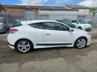 Used Renault Mégane Coupé Dynamique 2010 White Coupe