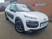 Used Citroën C4 Cactus Feel 82 HP (60 kW) 2017 White Hatchback