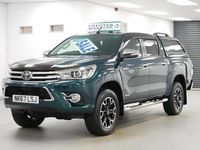 Used Toyota HiLux 150 HP (110 kW) 2017 Green Pickup