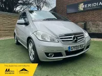 Begagnad Mercedes A180 Avantgarde 2009 Silver Halvkombi