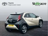 Used Toyota Aygo X 72 HP (52 kW) 2023 Beige SUV