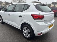 Used Dacia Sandero Essentiel 90 HP (66 kW) 2025 White Hatchback