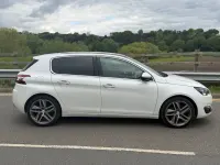 Second-hand Peugeot 308 156 CP (114 kW) 2014 Alb Hatchback