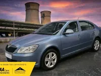 Begagnad Skoda Octavia SE 105 HK (77 kW) 2011 Grå Halvkombi