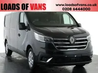 New Renault Trafic 2025 Black MPV