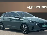 Used Hyundai i20 Premium 101 HP (74 kW) 2023 Green Hatchback