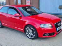 Begagnad Audi A3 S-Line 2011 Röd Halvkombi