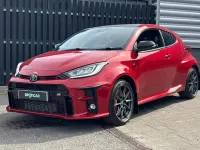 Used Toyota Yaris 257 HP (189 kW) 2022 Red Hatchback