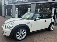Used Mini Cooper D Hatch 2010 White Hatchback