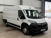 Used Vauxhall Movano 140 HP (102 kW) 2023 White