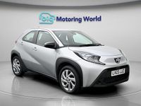 Used Toyota Aygo X PURE 71 HP (52 kW) 2023 Silver SUV