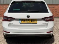 Used Skoda Superb SE L Executive 190 HP (139 kW) 2015 White Estate