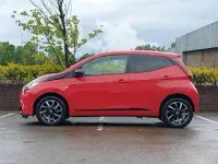 Used Toyota Aygo Trend 72 HP (52 kW) 2021 Red Hatchback