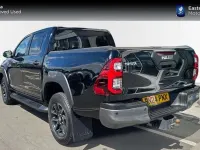 Used Toyota HiLux 201 HP (147 kW) 2024 Black Pickup