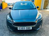 Usado Ford Focus Zetec 2015 Cinzento Citadino