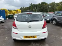 Used Hyundai i20 Classic 2012 White Hatchback