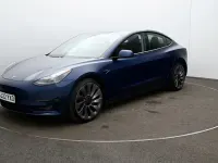 Używany Tesla Model 3 Performance 355 kW (483 KM) 2022 Niebieski Sedan/Limuzyna