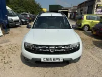 Used Dacia Duster Ambiance 110 HP (80 kW) 2015 White SUV