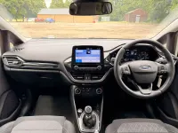 Used Ford Fiesta Active 125 HP (91 kW) 2019 White Hatchback