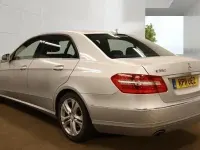 Używany Mercedes E350 Avantgarde 2011 Srebrny Sedan/Limuzyna