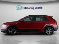 Używany Kia Niro 139 KM (102 kW) 2023 Czerwony SUV